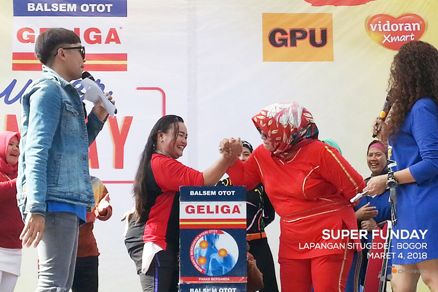 Lomba oleh sponsor di Lapangan Situgede, Bogor